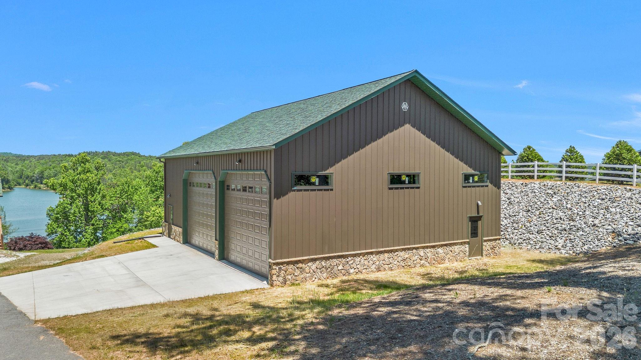 318 Heron Point Drive Wilkesboro NC 28697
