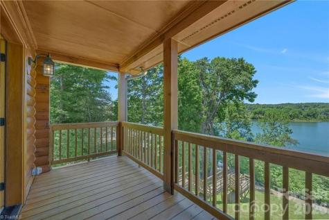 318 Heron Point Drive Wilkesboro NC 28697