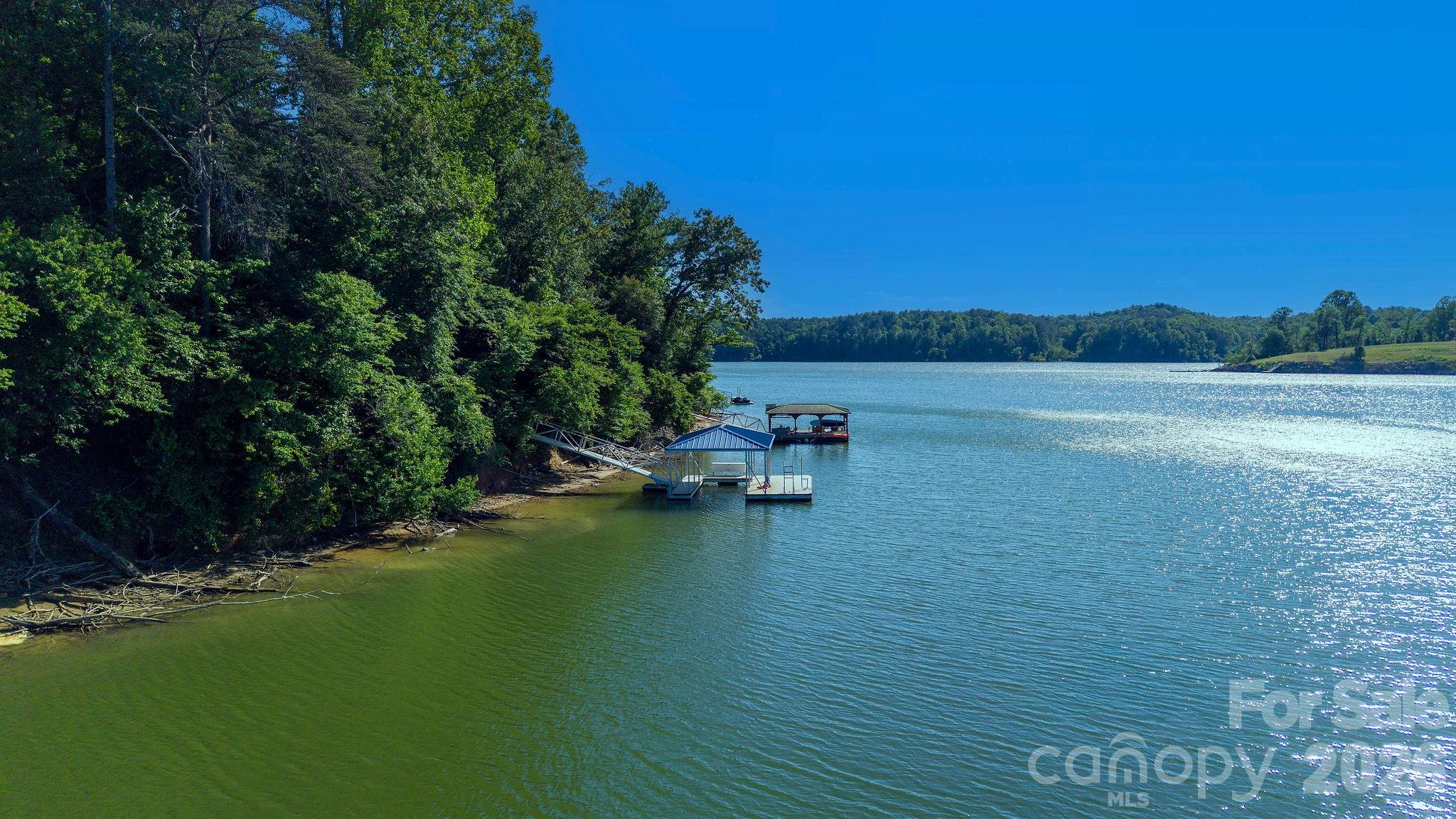 318 Heron Point Drive Wilkesboro NC 28697