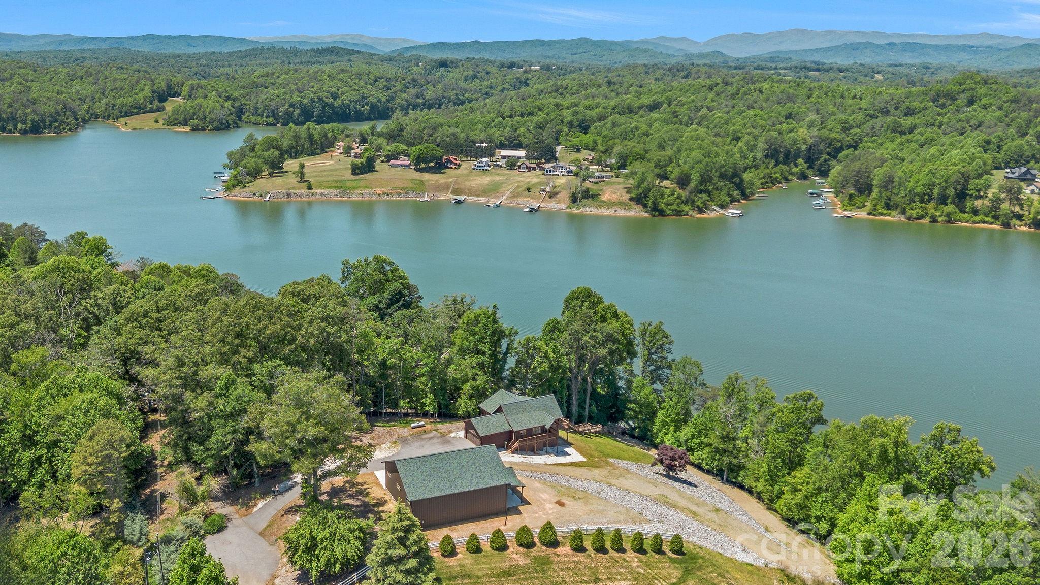 318 Heron Point Drive Wilkesboro NC 28697