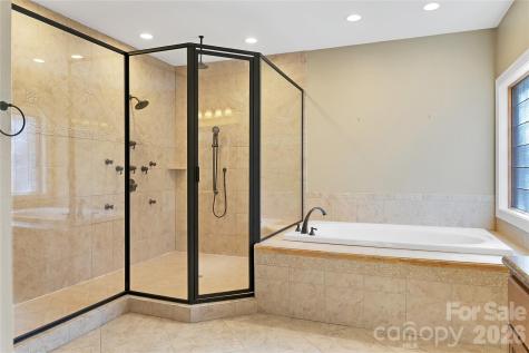 886 Soquili Drive Brevard NC 28712