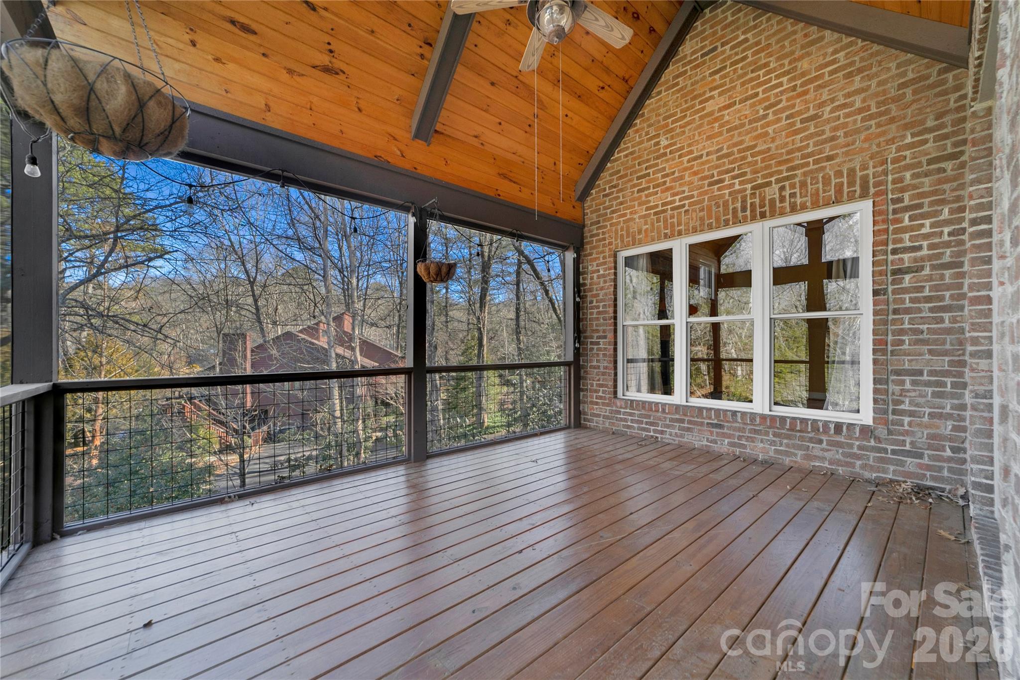 886 Soquili Drive Brevard NC 28712