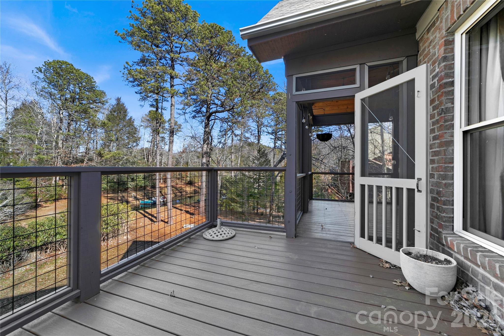 886 Soquili Drive Brevard NC 28712