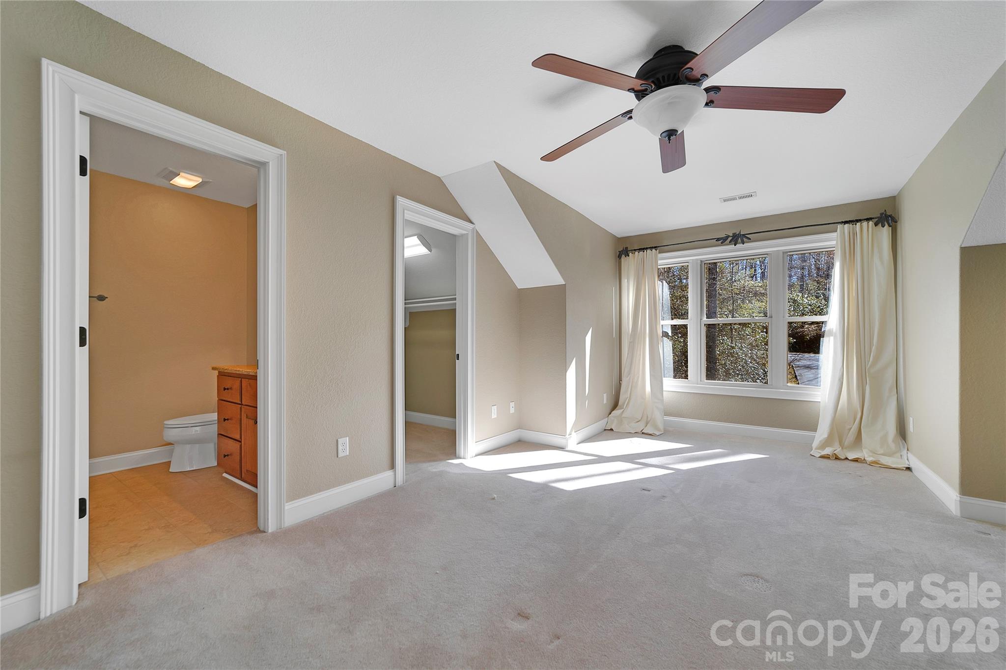 886 Soquili Drive Brevard NC 28712