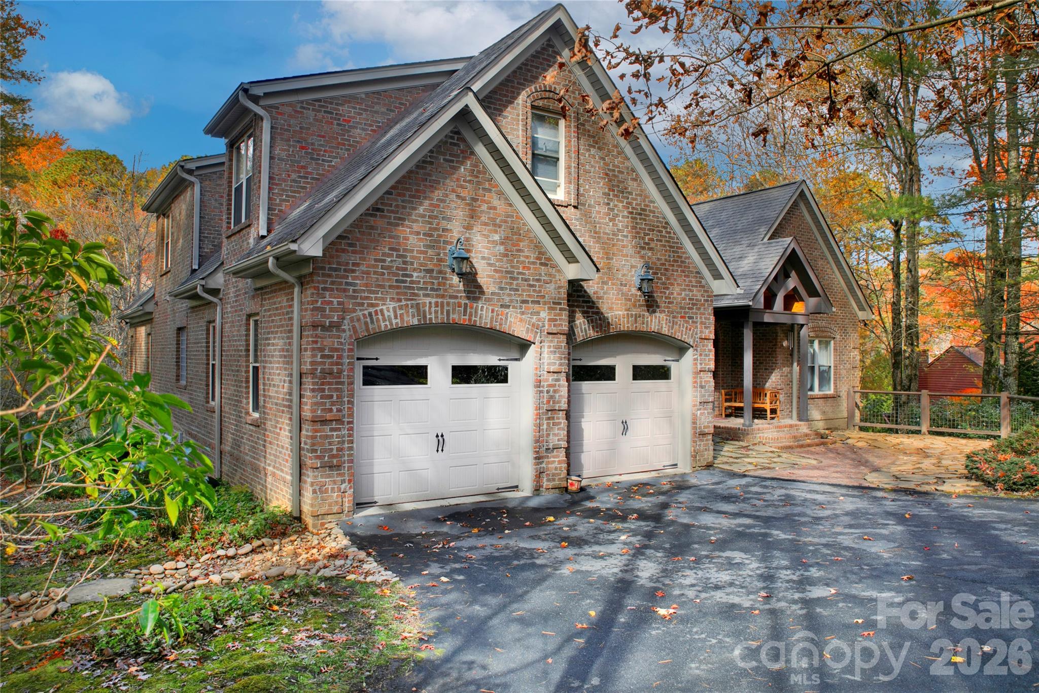 886 Soquili Drive Brevard NC 28712