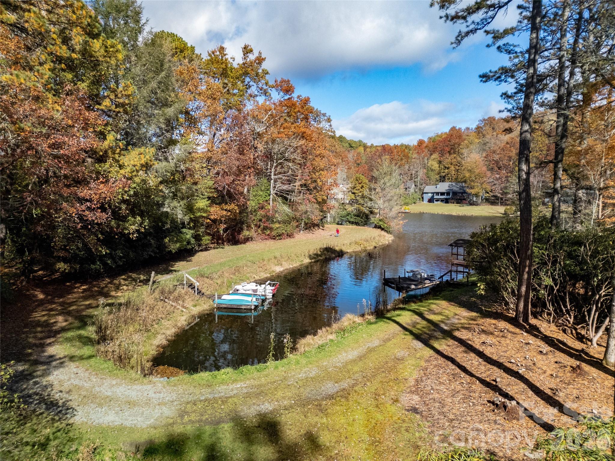 886 Soquili Drive Brevard NC 28712