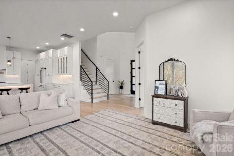 22 Chesten Mountain Drive Asheville NC 28803