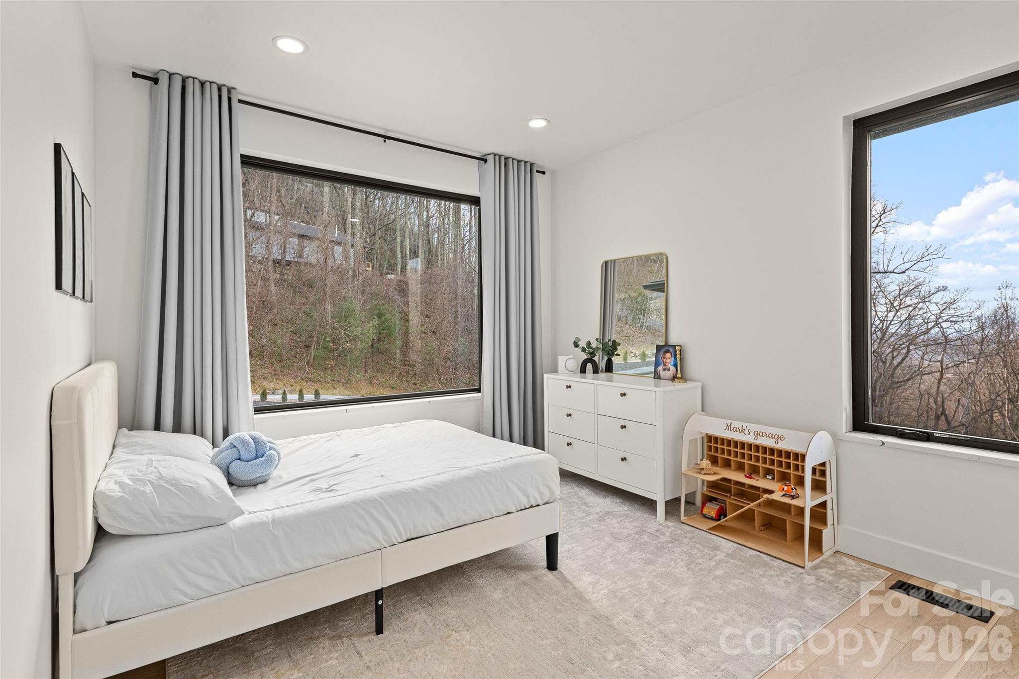 22 Chesten Mountain Drive Asheville NC 28803