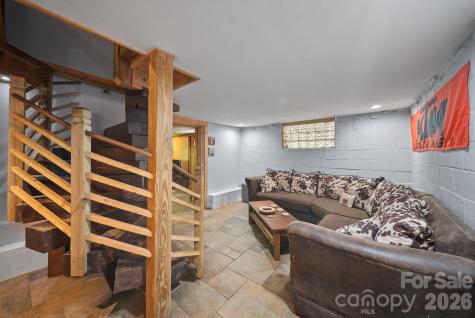 4606 Hemphill Road Waynesville NC 28785