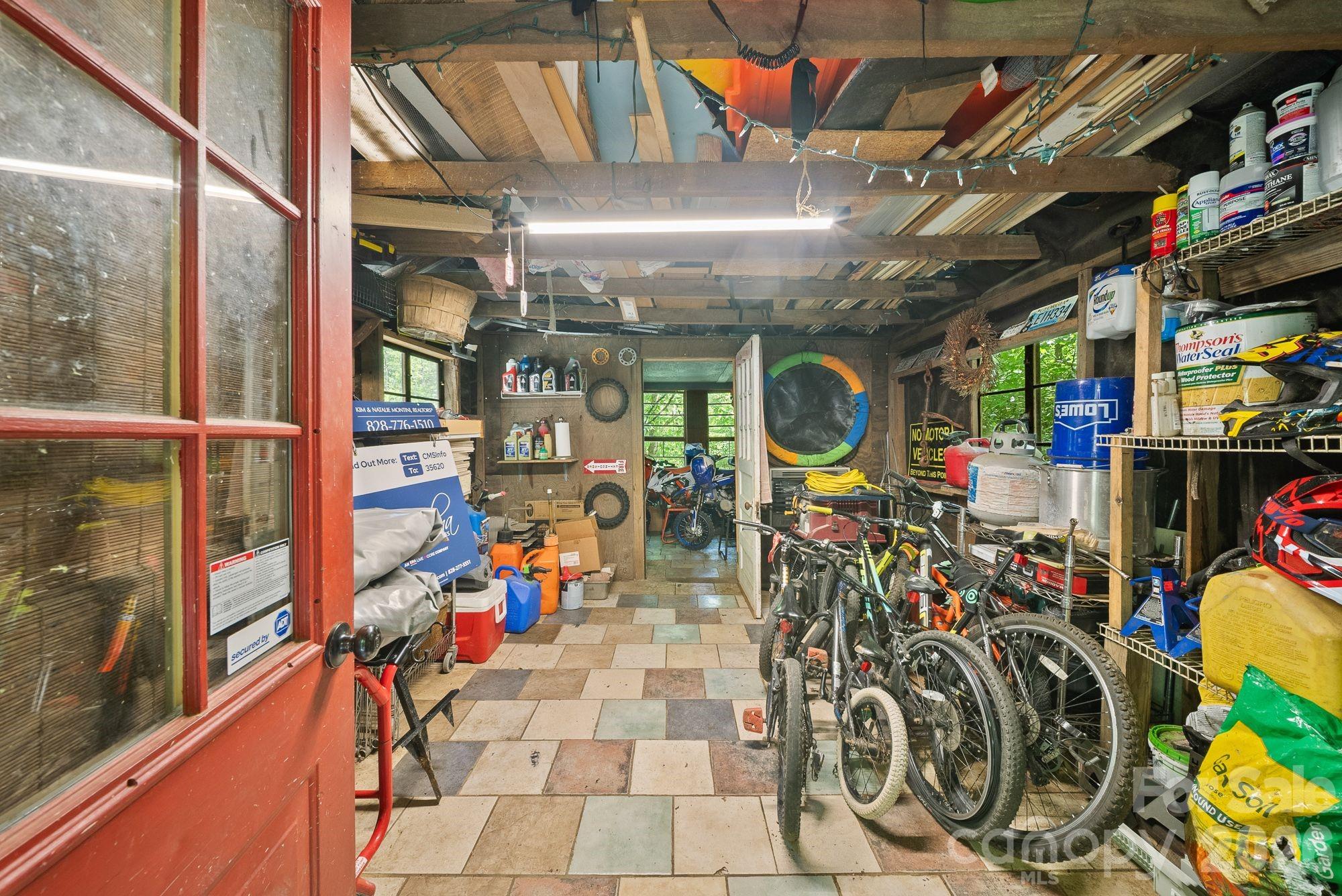 4606 Hemphill Road Waynesville NC 28785