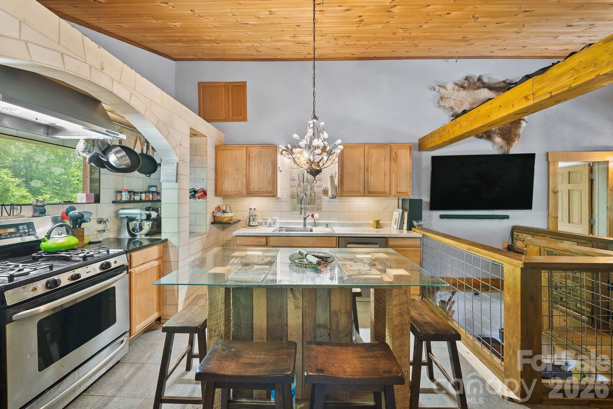 4606 Hemphill Road Waynesville NC 28785