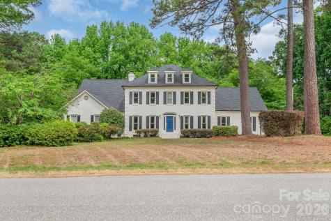 2008 Greenbrook Parkway Weddington NC 28104
