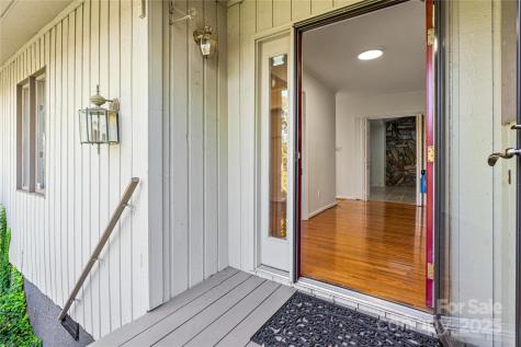 120 Clubwood Court Asheville NC 28803