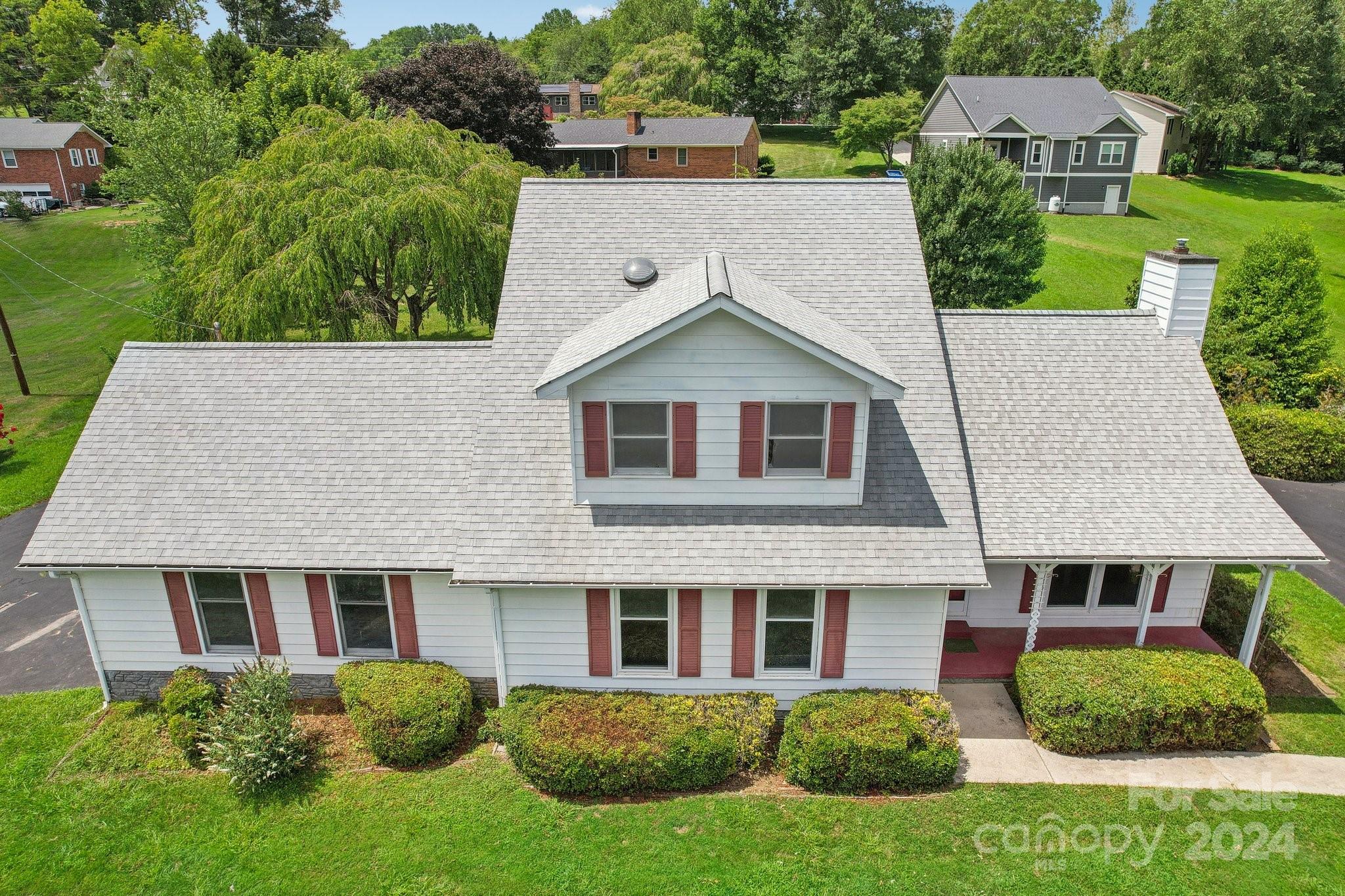 434 Case Cove Road Candler NC 28715