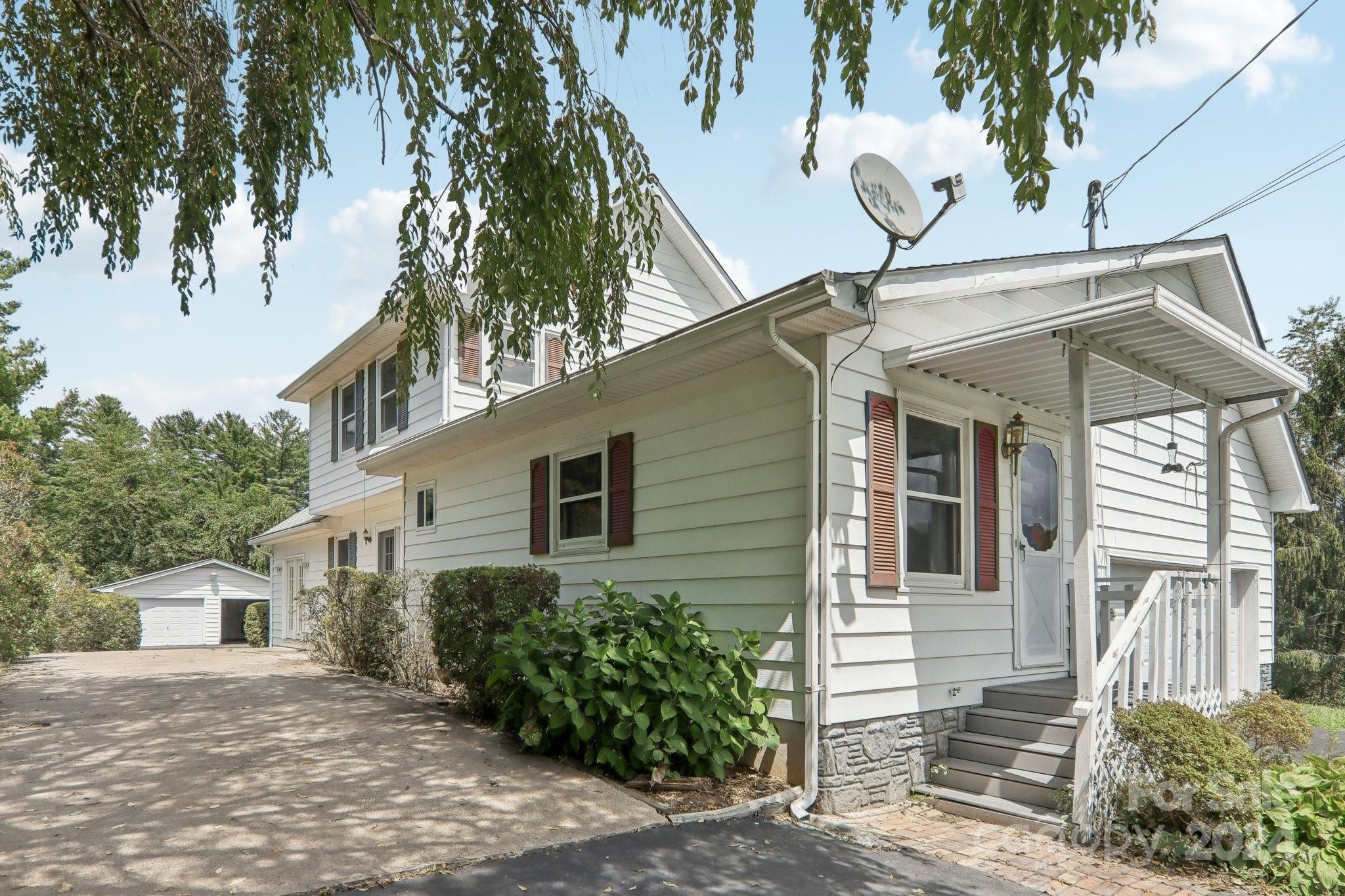 434 Case Cove Road Candler NC 28715