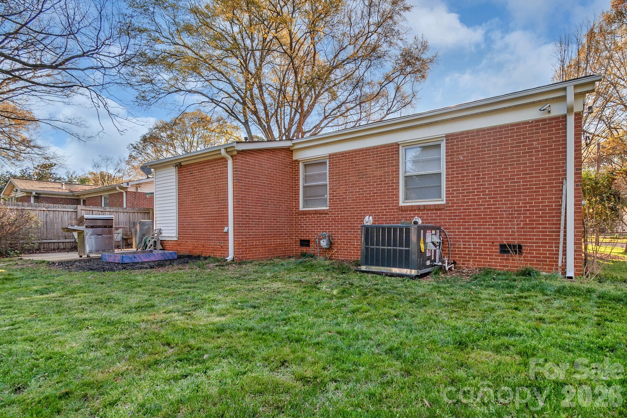 2400 Markham Court Charlotte NC 28205