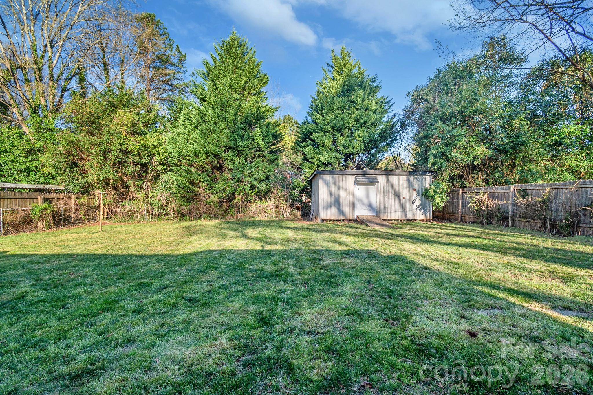 2400 Markham Court Charlotte NC 28205
