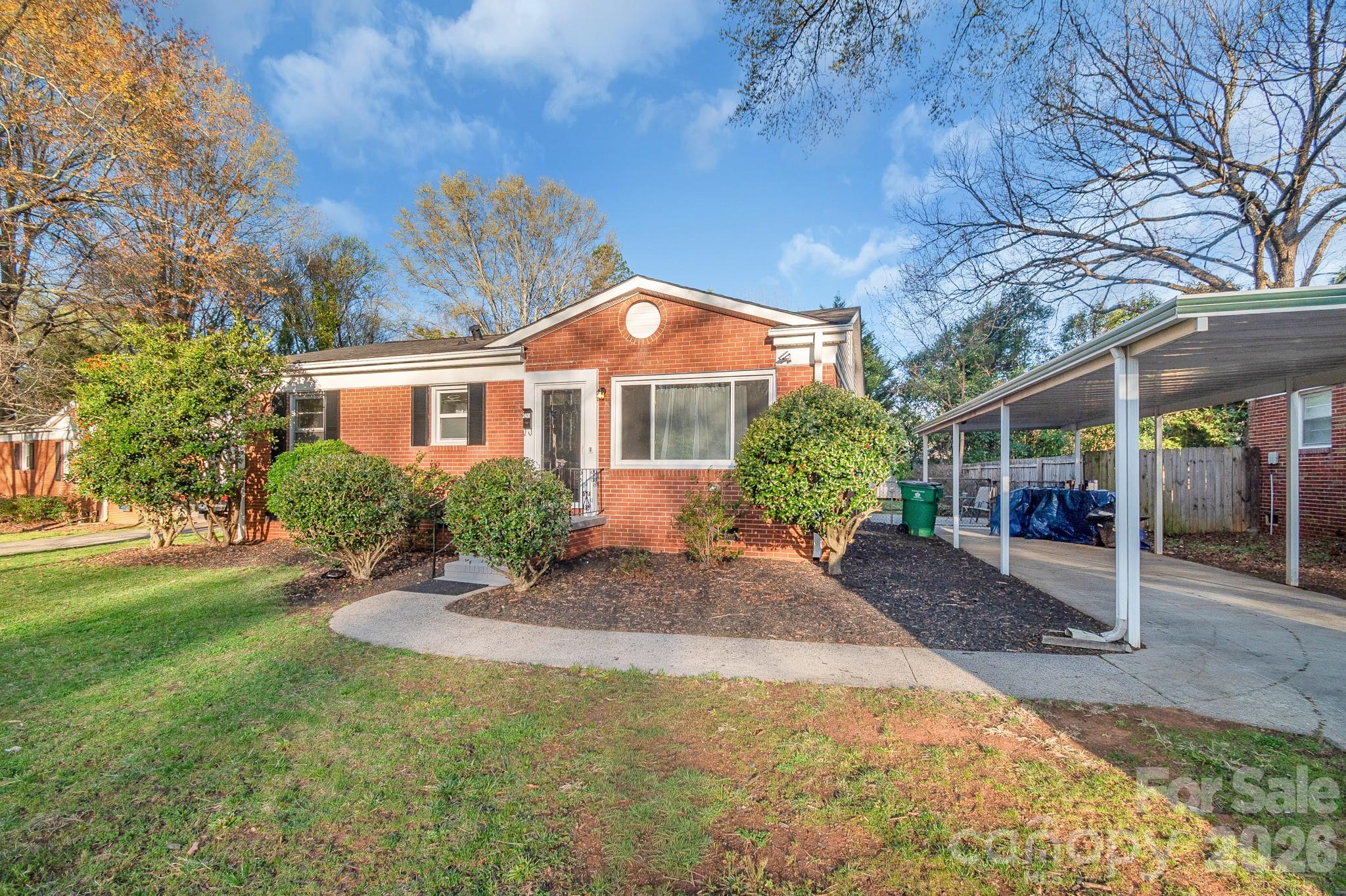 2400 Markham Court Charlotte NC 28205