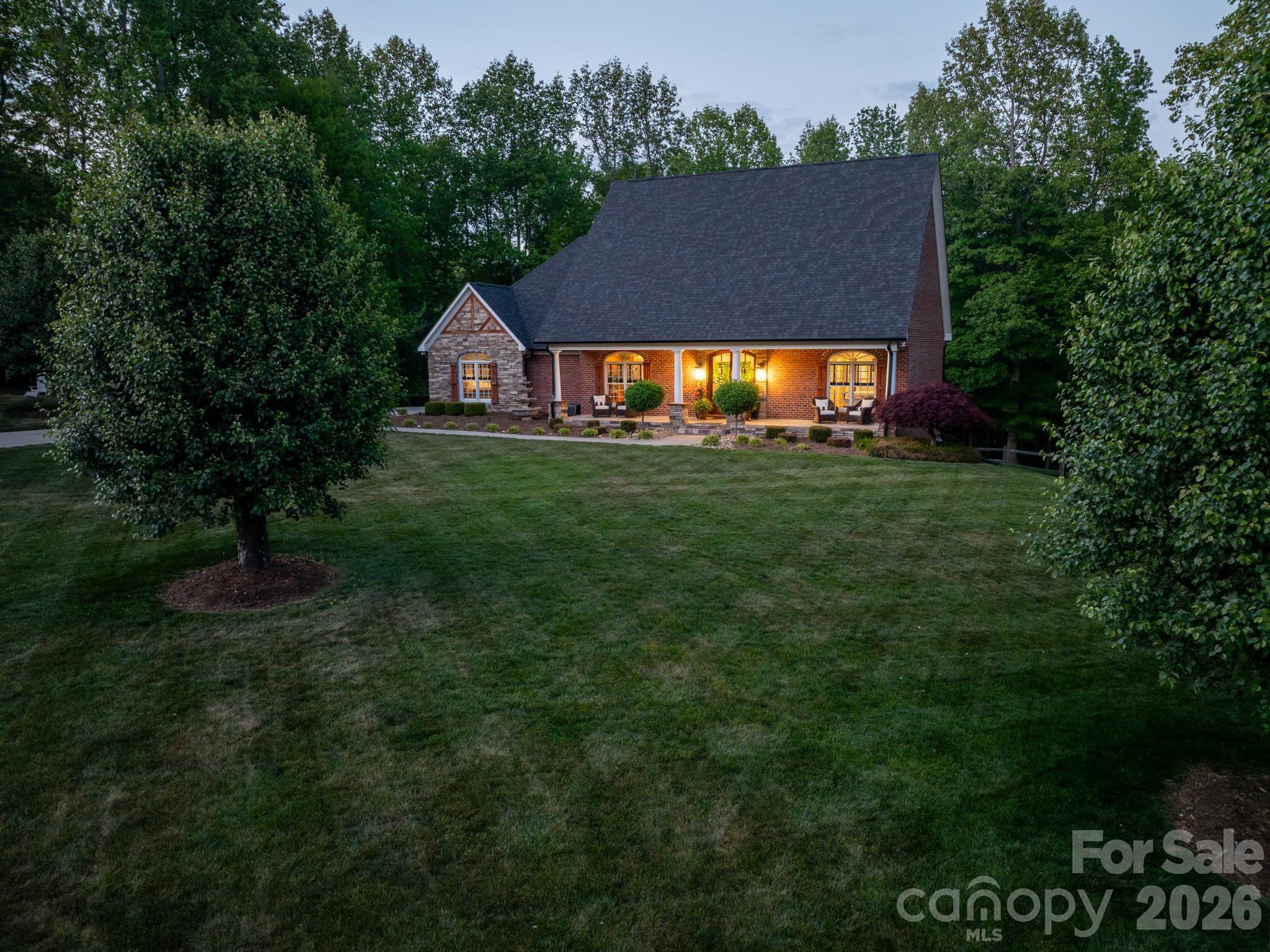 2447 Thornfield Drive Lenoir NC 28645
