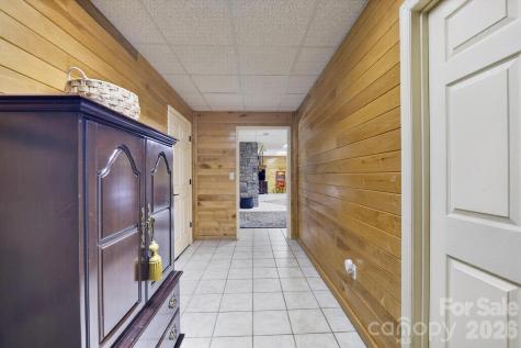 2447 Thornfield Drive Lenoir NC 28645