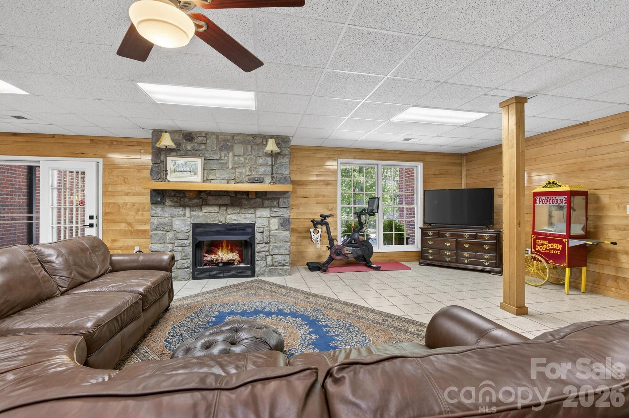 2447 Thornfield Drive Lenoir NC 28645