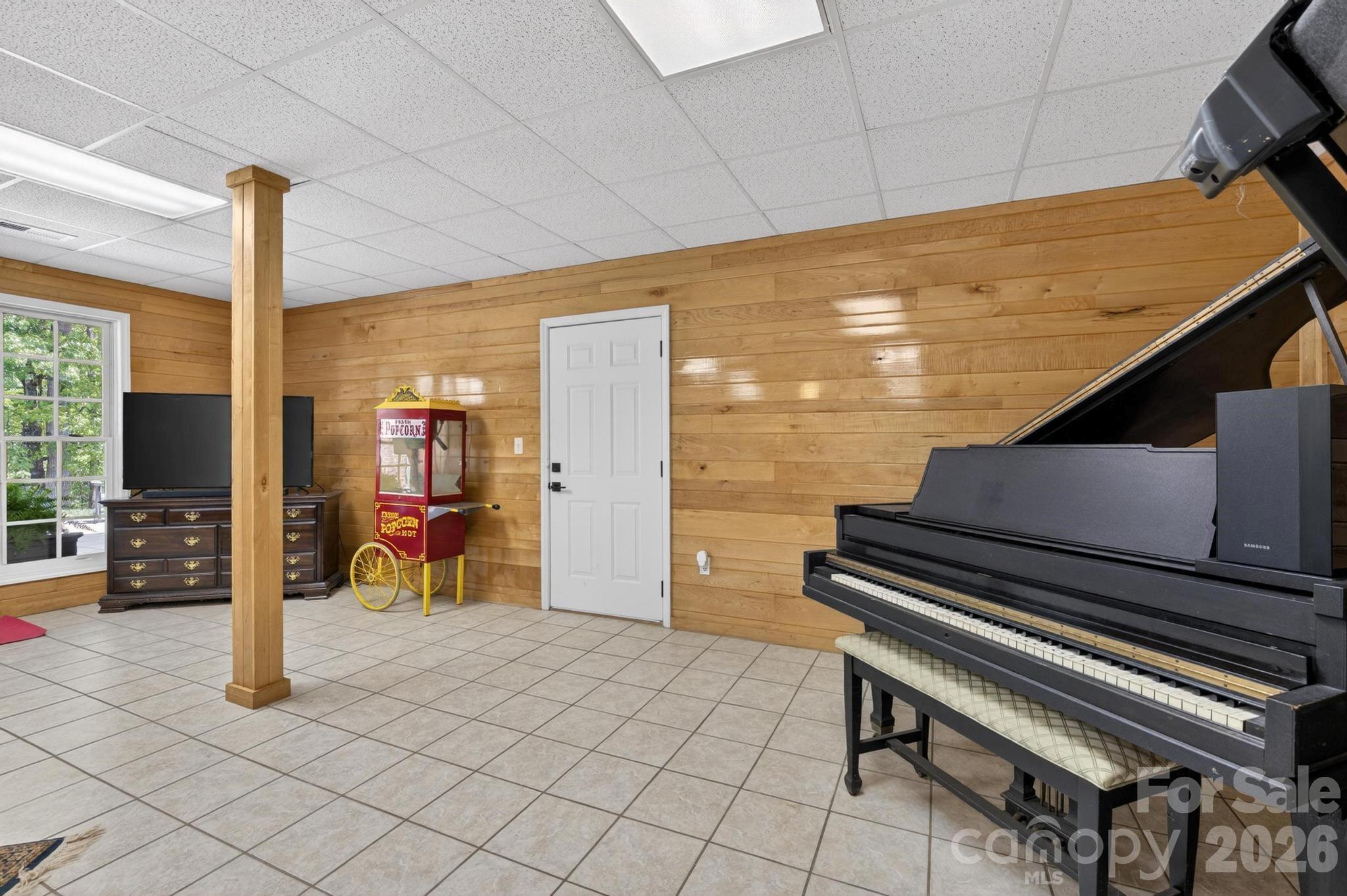 2447 Thornfield Drive Lenoir NC 28645