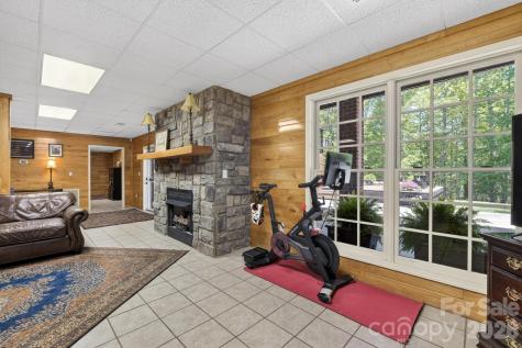2447 Thornfield Drive Lenoir NC 28645