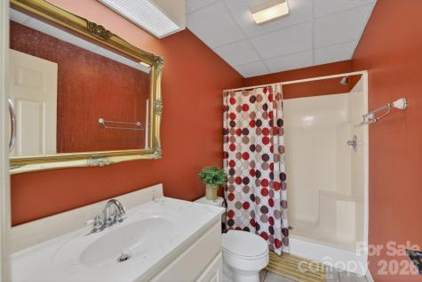 2447 Thornfield Drive Lenoir NC 28645