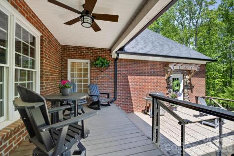 2447 Thornfield Drive Lenoir NC 28645