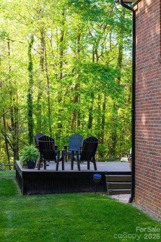 2447 Thornfield Drive Lenoir NC 28645