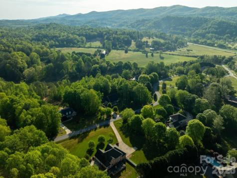 2447 Thornfield Drive Lenoir NC 28645
