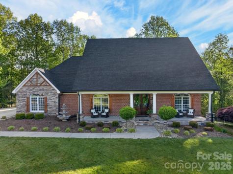 2447 Thornfield Drive Lenoir NC 28645