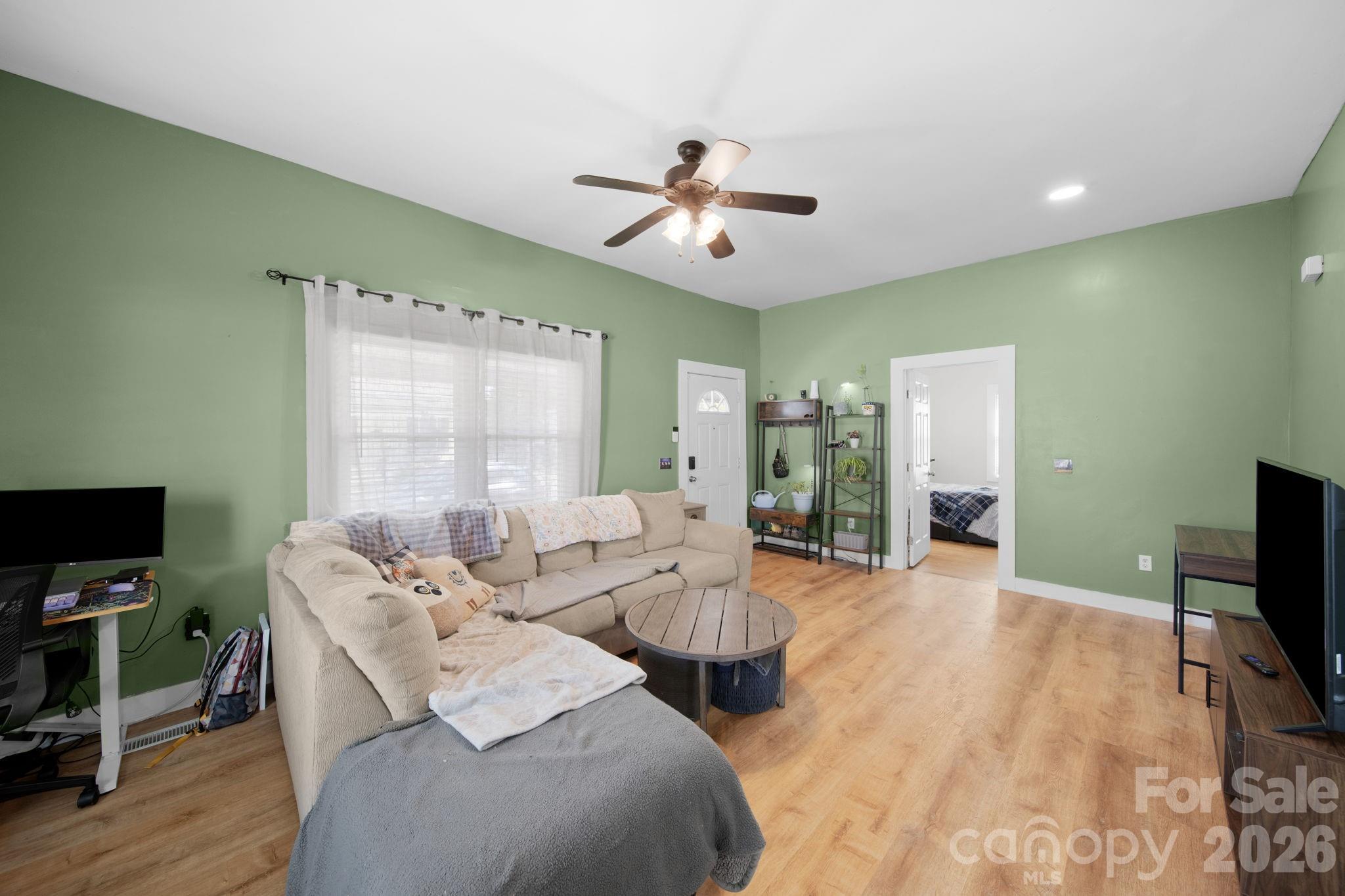 67 4th Street Cramerton NC 28032