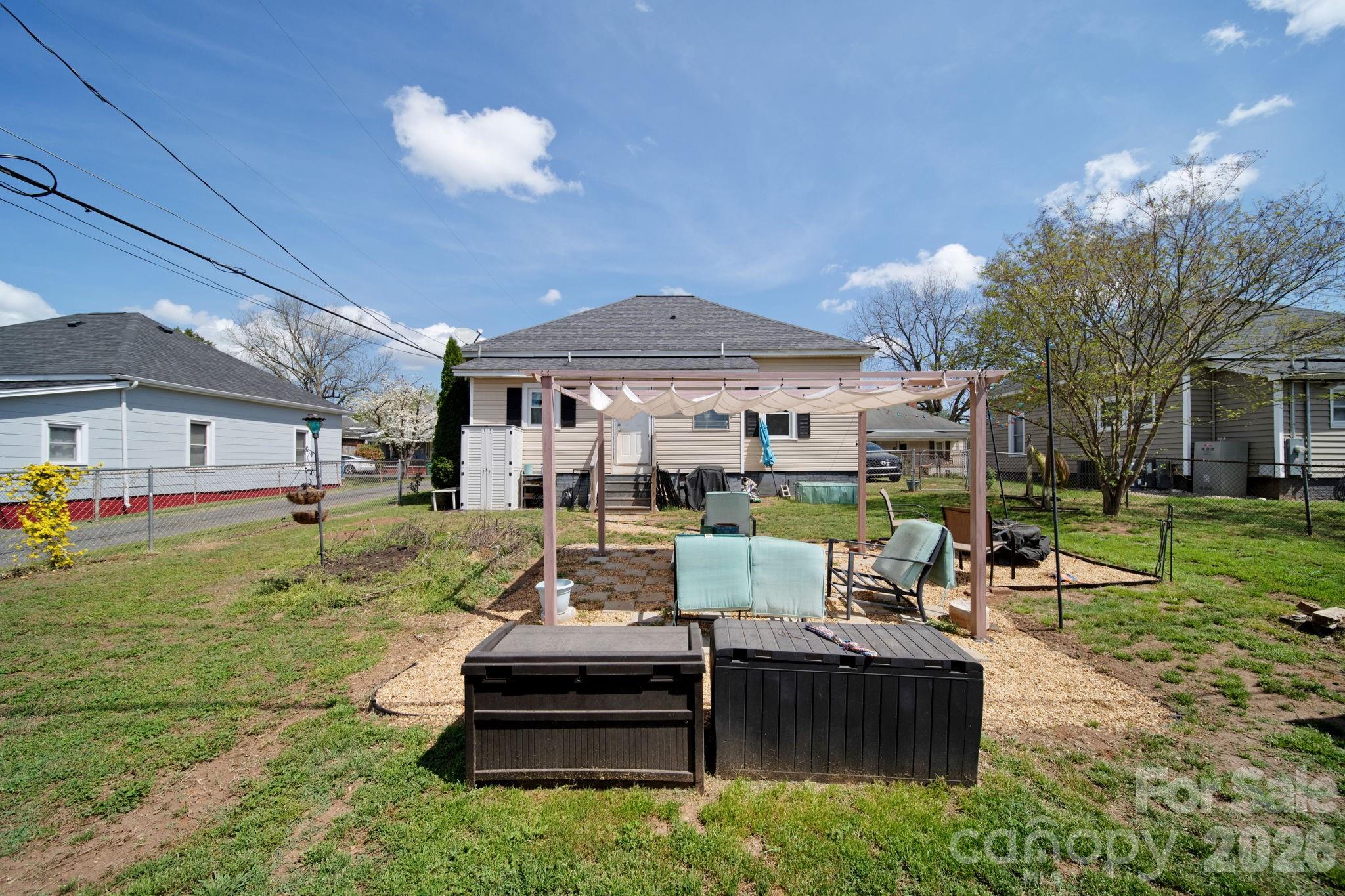67 4th Street Cramerton NC 28032