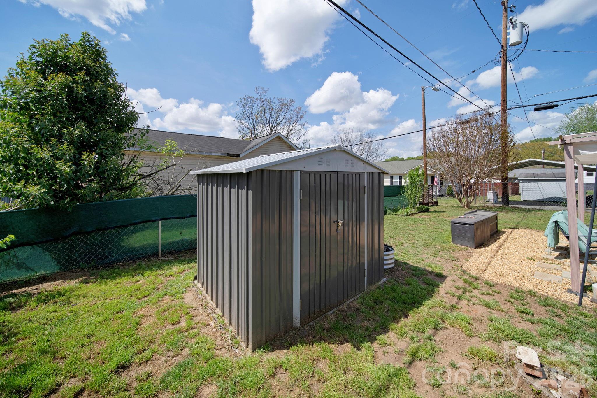 67 4th Street Cramerton NC 28032