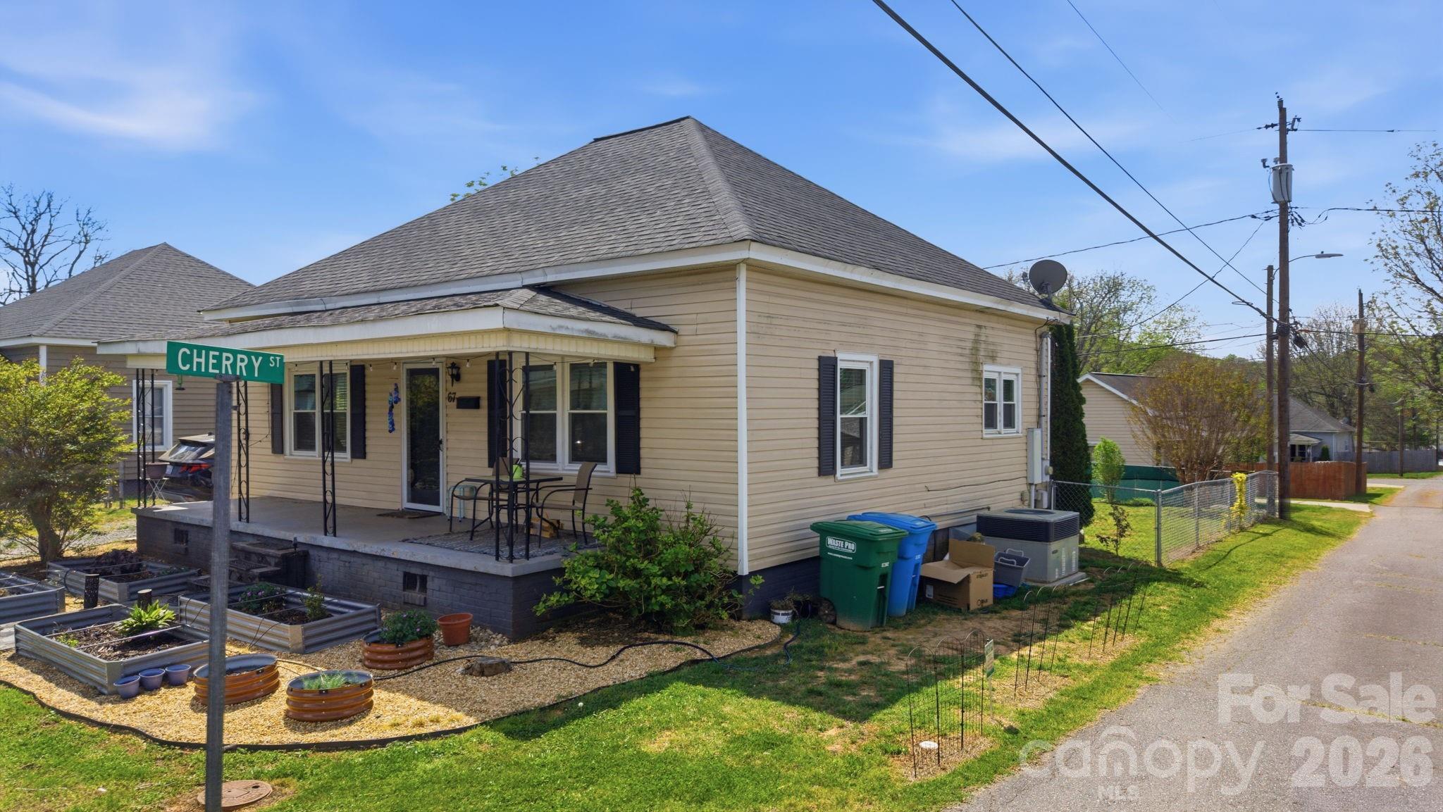 67 4th Street Cramerton NC 28032