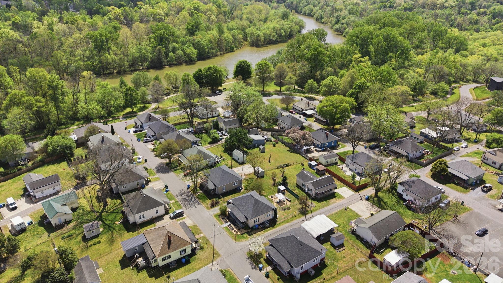 67 4th Street Cramerton NC 28032