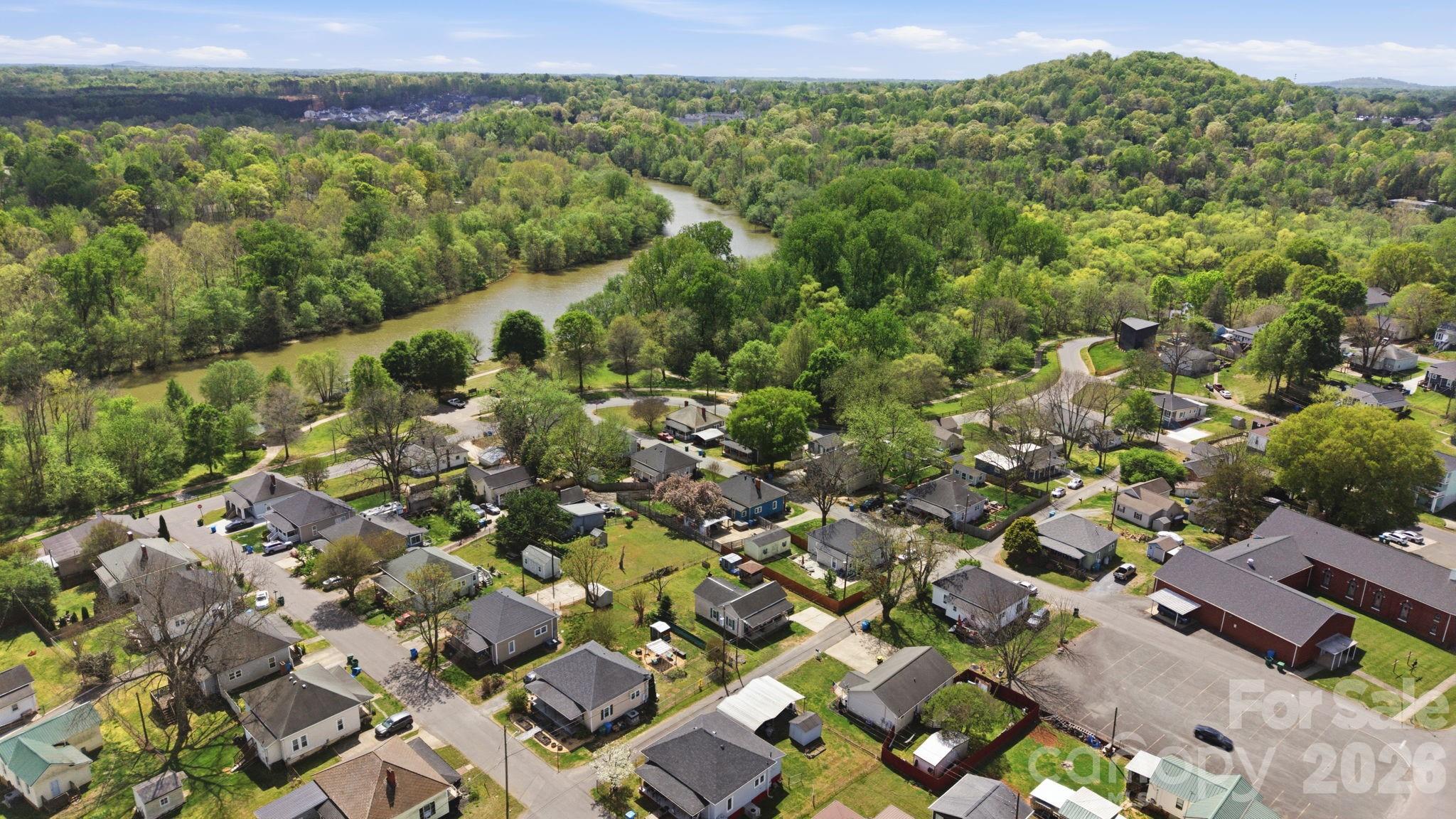67 4th Street Cramerton NC 28032