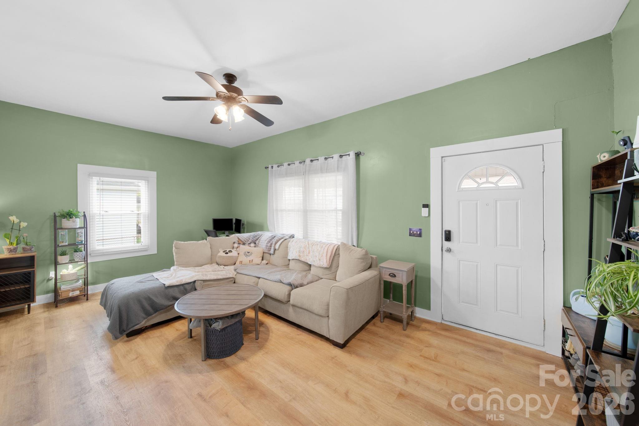 67 4th Street Cramerton NC 28032