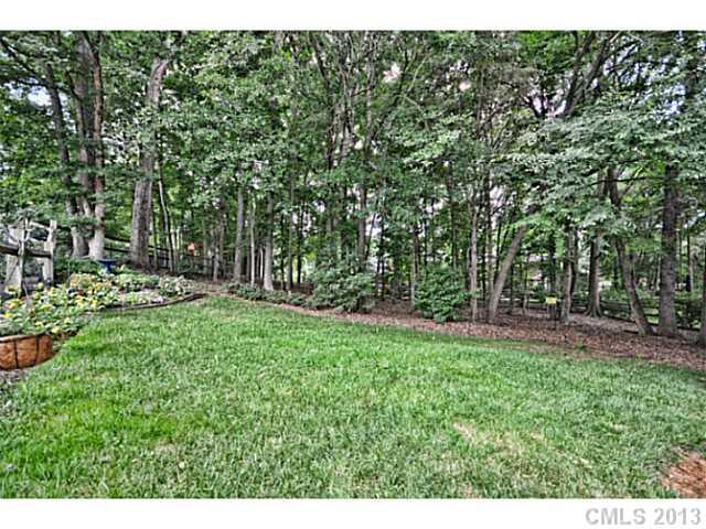 5614 Mcpherson Drive Charlotte NC 28226