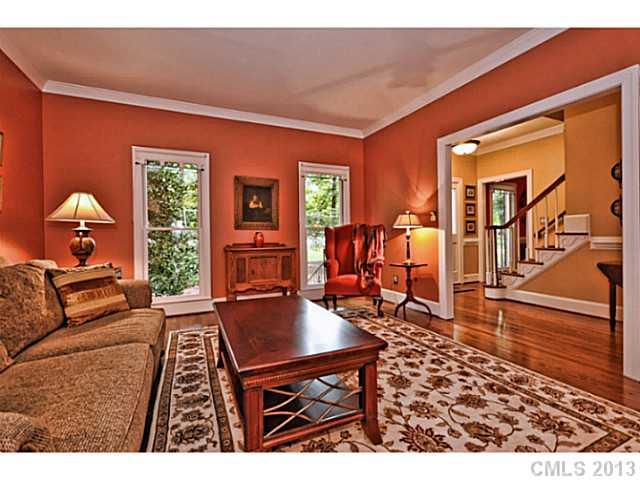 5614 Mcpherson Drive Charlotte NC 28226