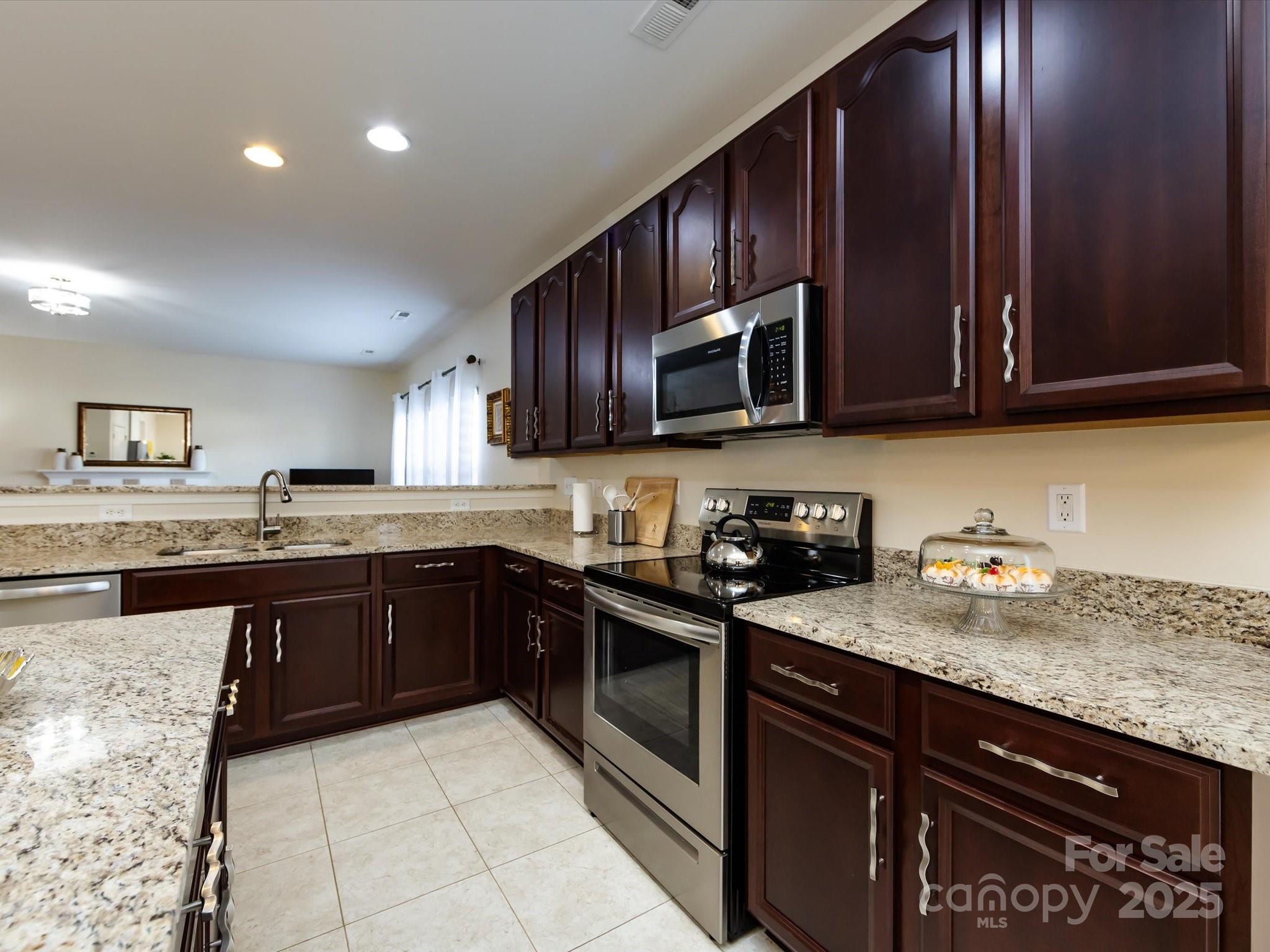 3521 Goldeneye Drive Charlotte NC 28216