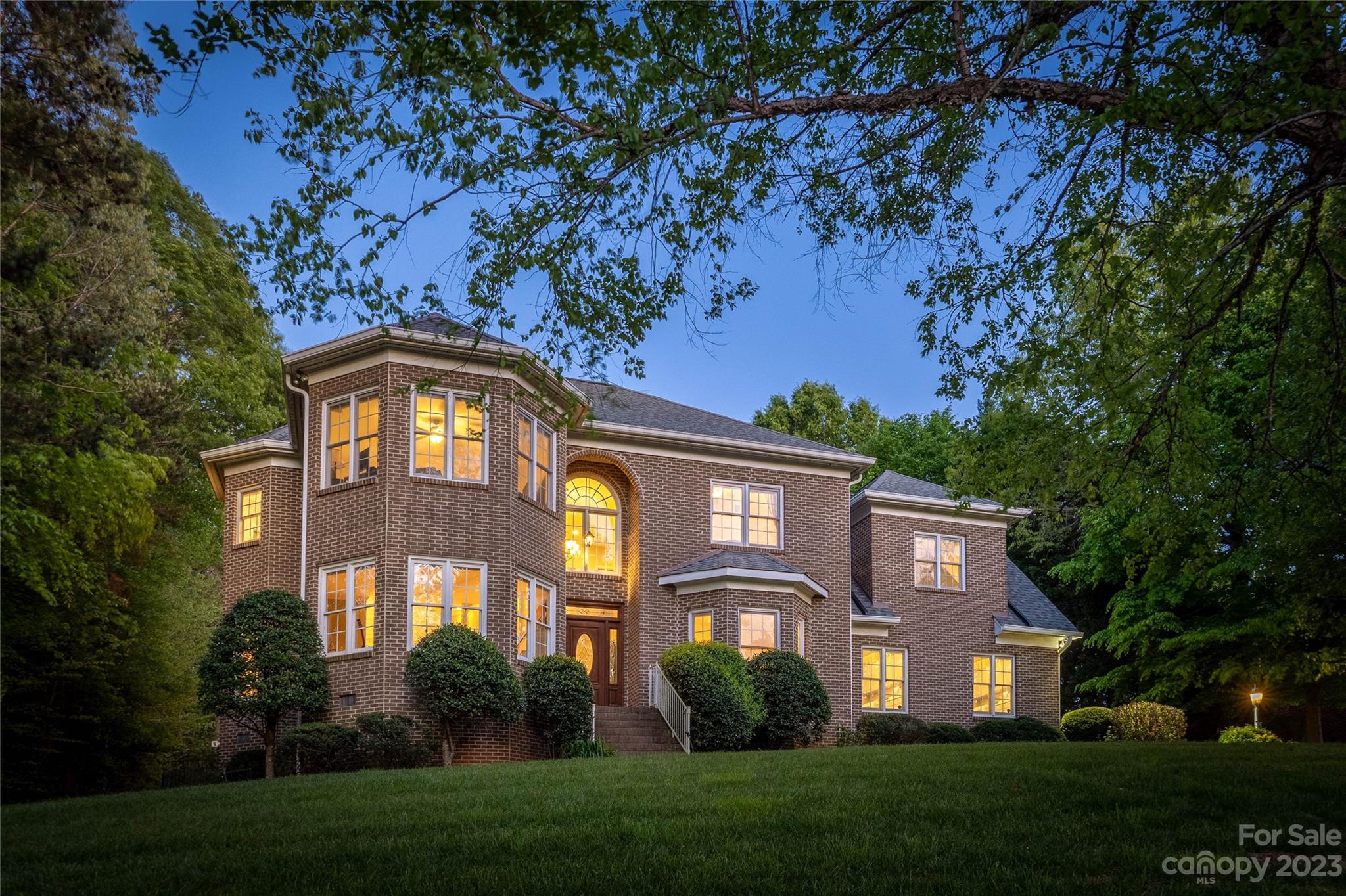 4854 1st Street Court NW Hickory NC 28601