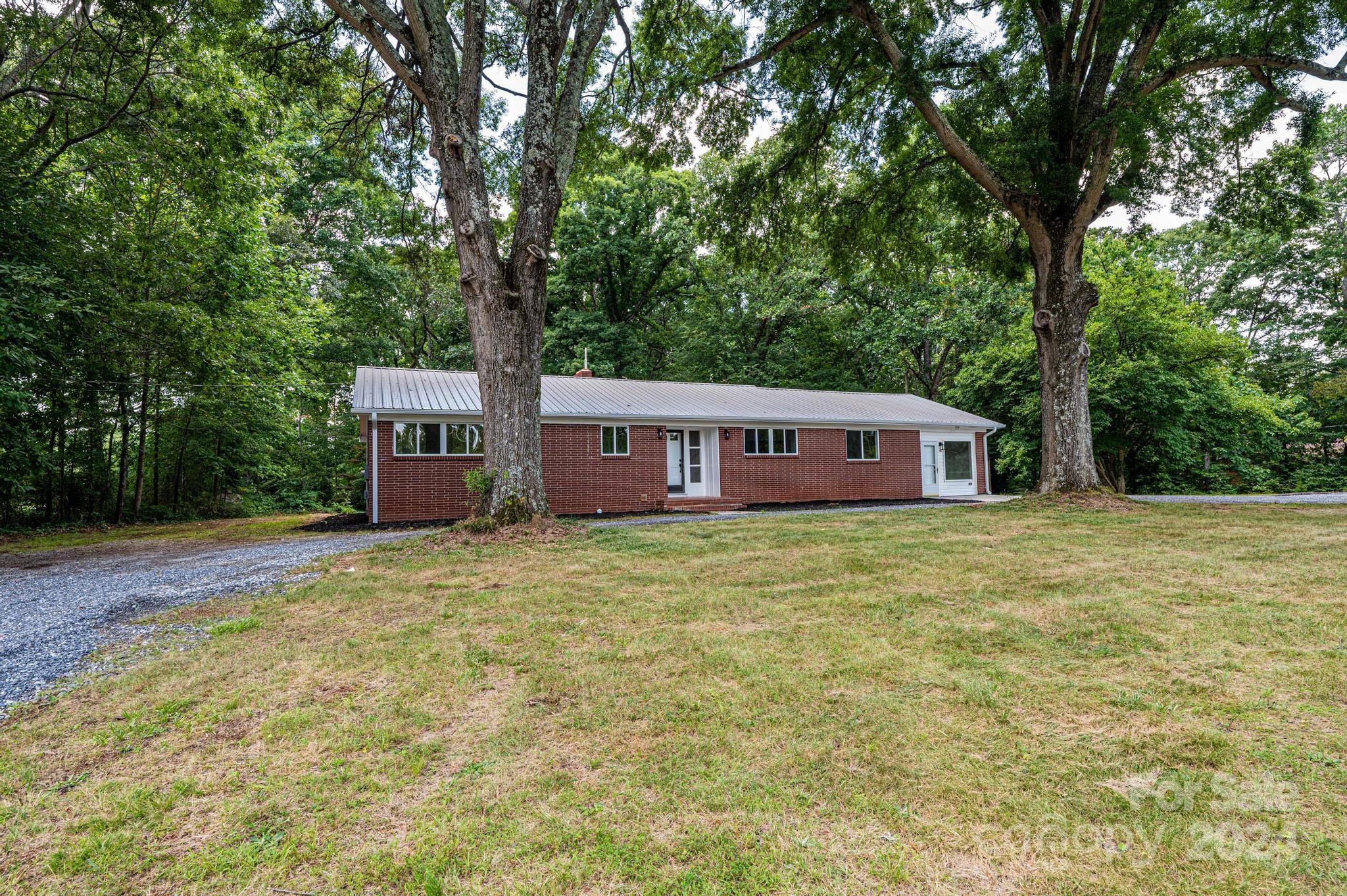 2261 Mount Olive Church Road Newton NC 28658