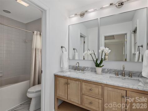 131 White Ash Drive E Asheville NC 28803
