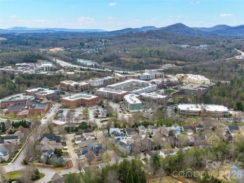 131 White Ash Drive E Asheville NC 28803