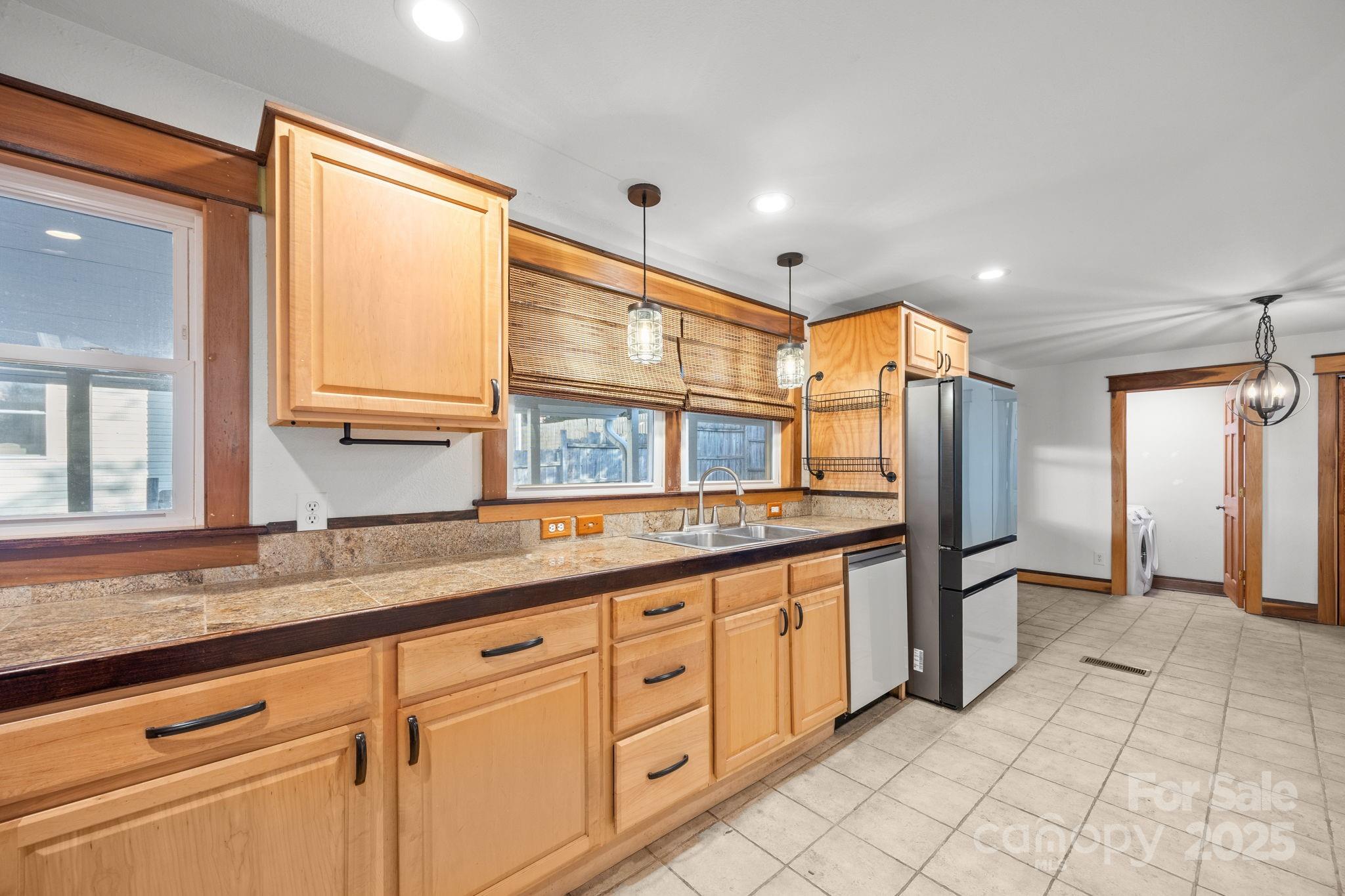 186 Joyner Avenue Asheville NC 28806