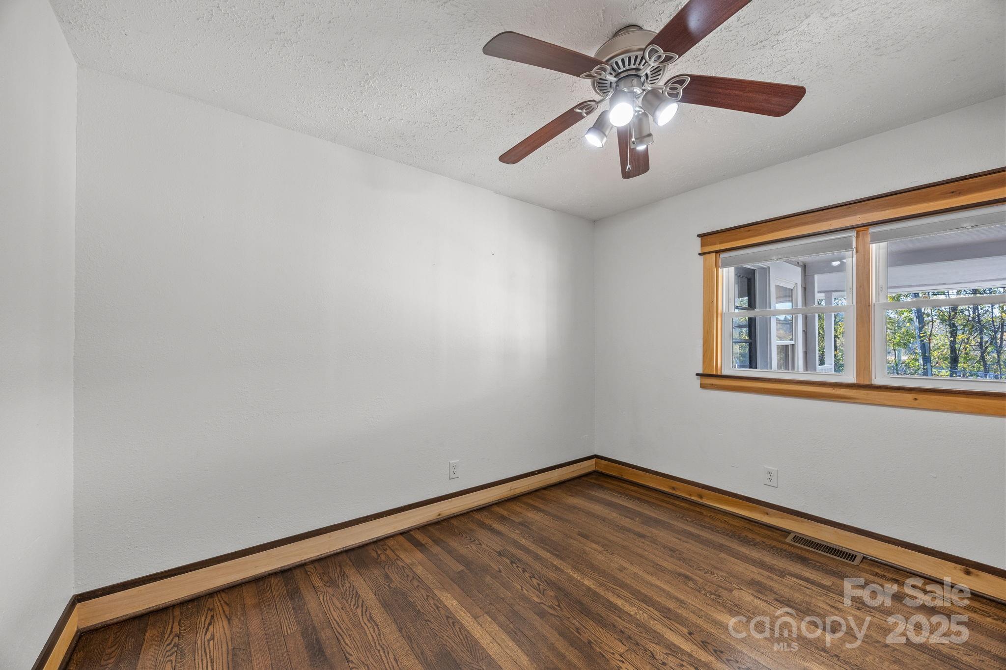 186 Joyner Avenue Asheville NC 28806