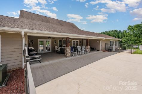 1105 Rudder Circle Salisbury NC 28146