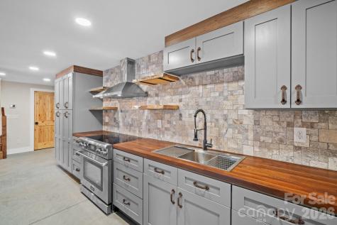 234 Erwin Hills Road Asheville NC 28806
